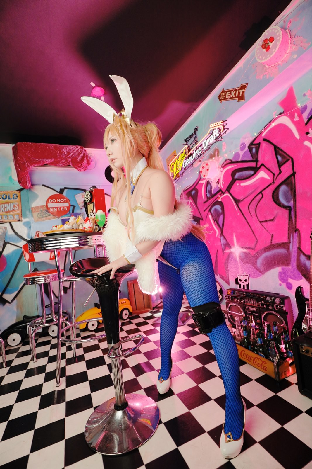 [SHOET STAR'S (SAKU)] Royal Bunny2