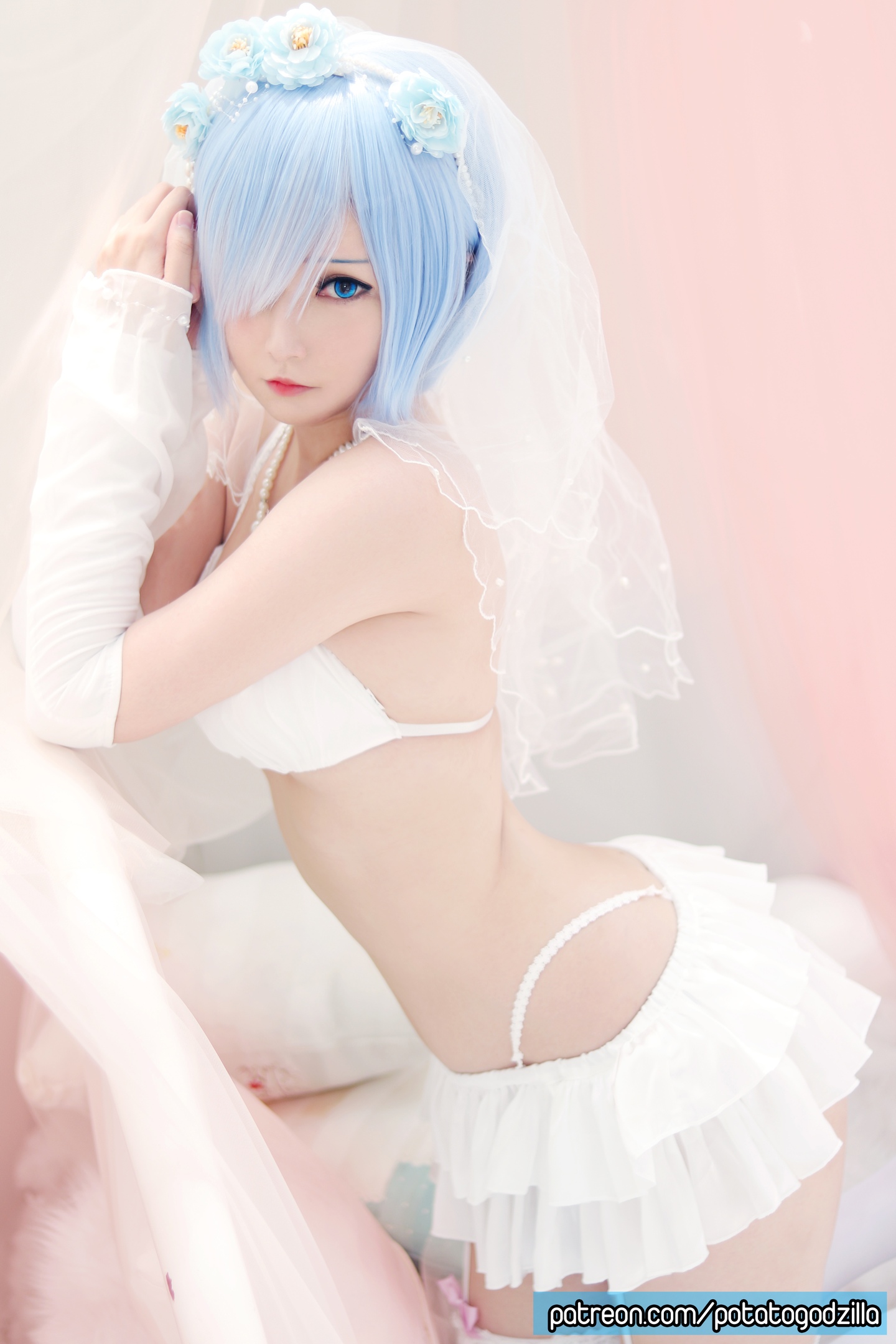 Khoai tây Godzilla - Đám cưới REM