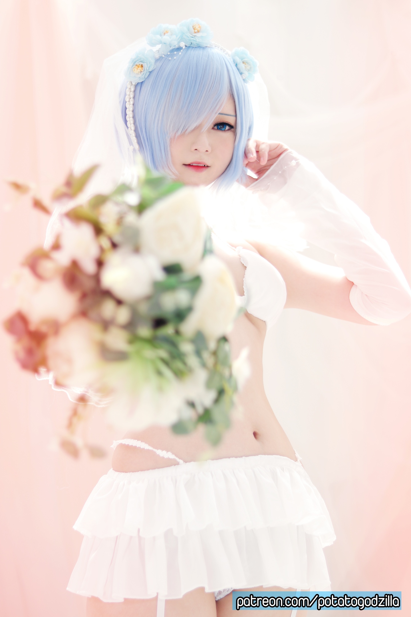 Khoai tây Godzilla - Đám cưới REM