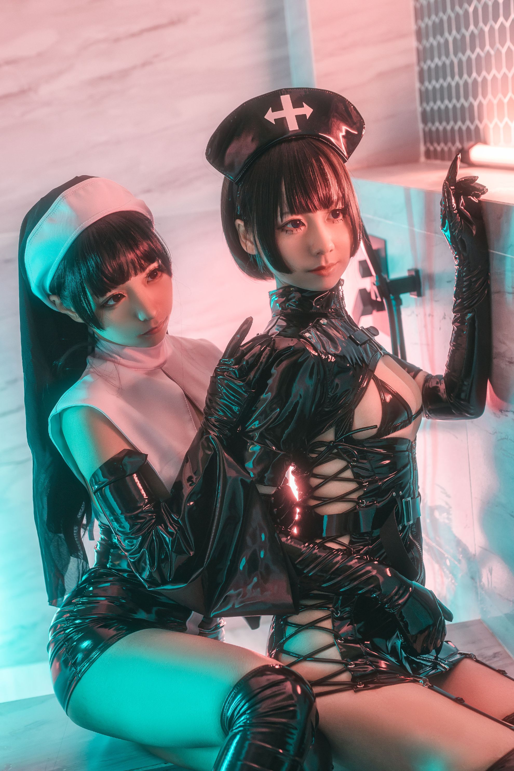 [Silly Momo, Izumi Zumi Peach] Dark Nurse × Saint Nun