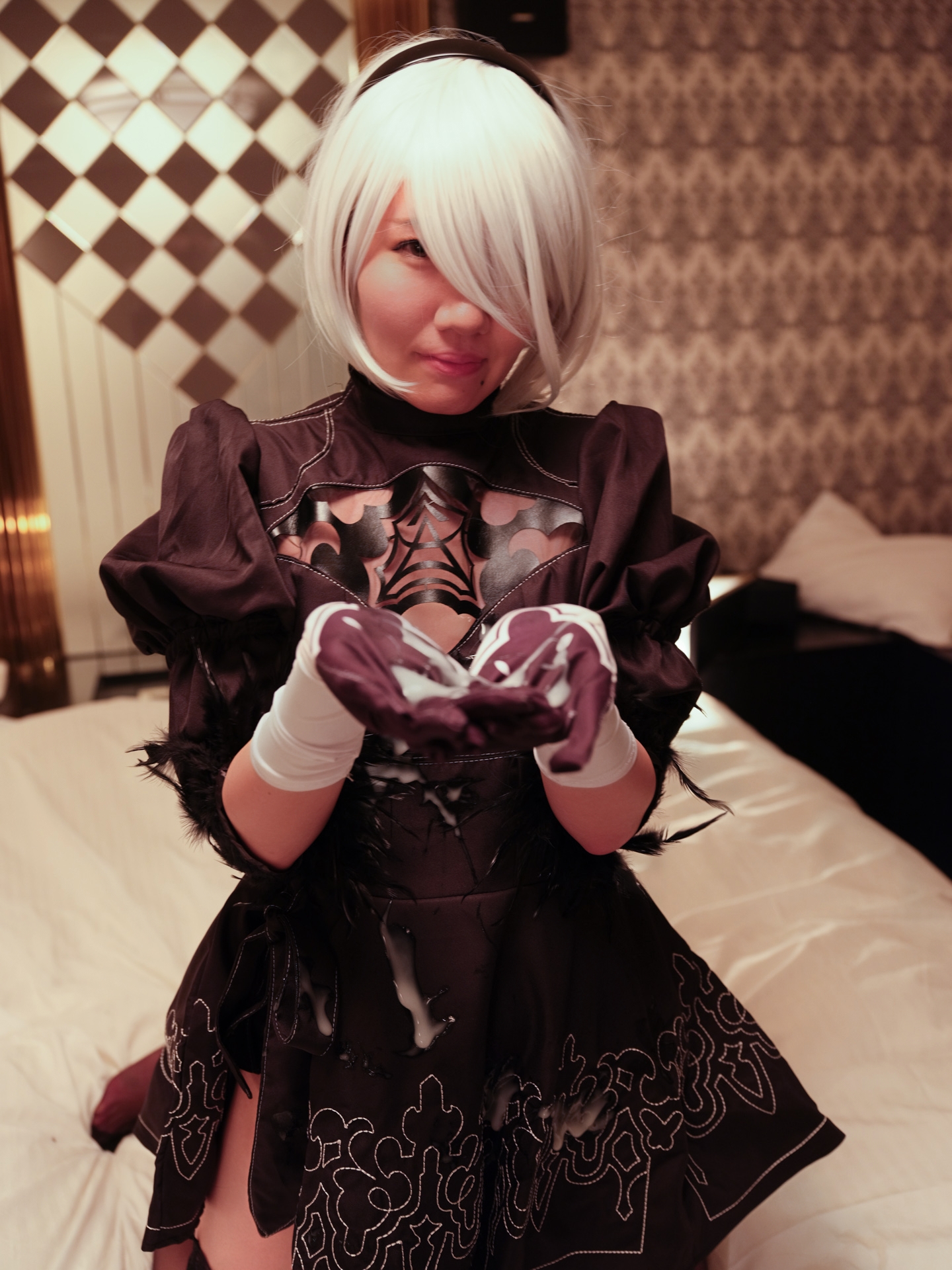 [F-Akkey (Kenakkey)] Bukkake trên một chiến đấu đa năng Android: "Bạn bị cấm có cảm xúc, nhưng bạn không thể che giấu vết bẩn trên quần lót của mình."