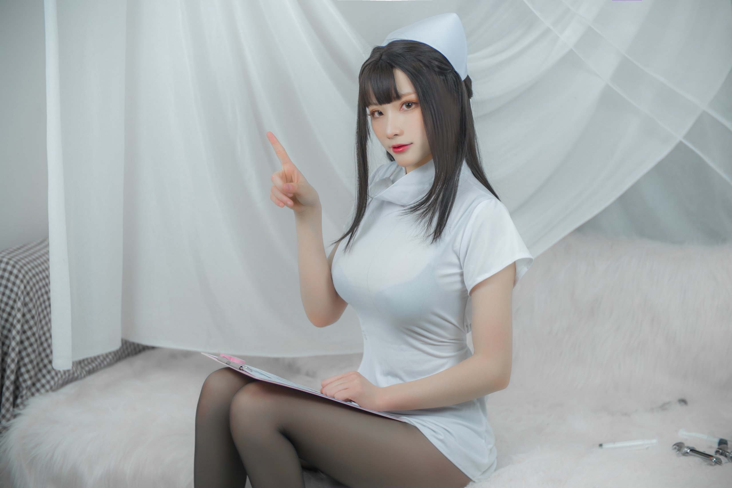 [Khối phô mai Wii] Y tá trắng