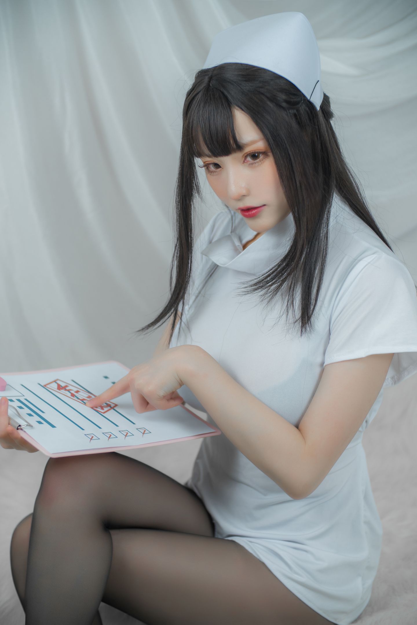 [Phô mai] Y tá trắng