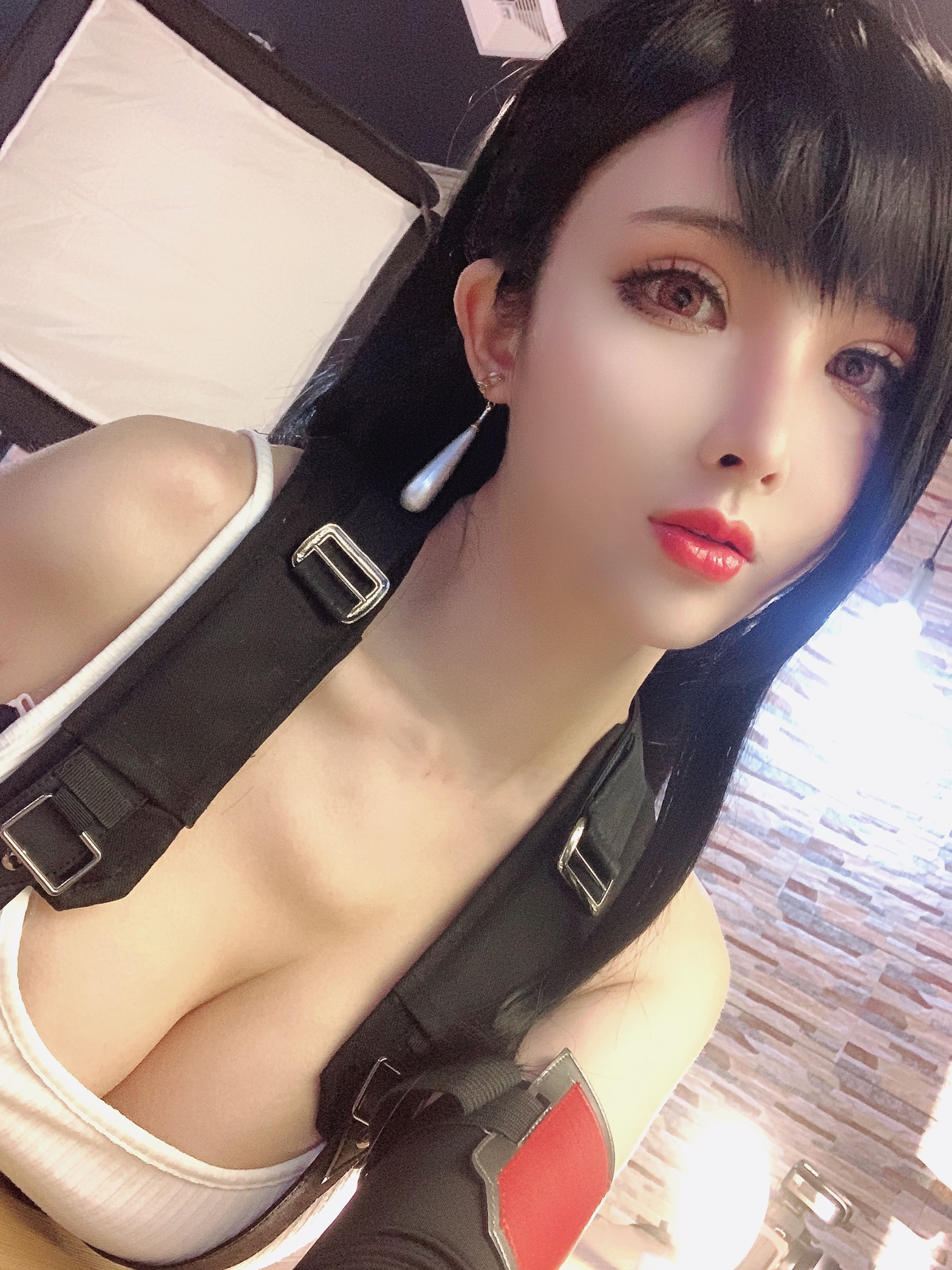 [Rioko Ryoko] Tifa selfie