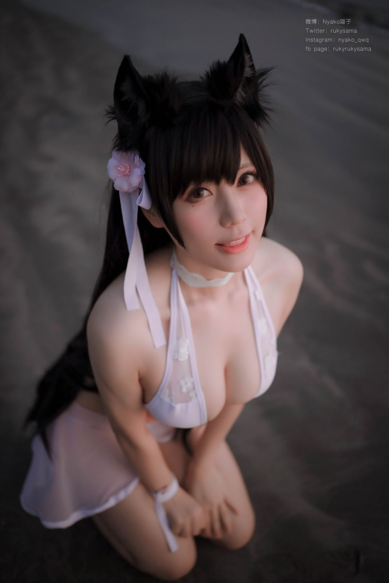 [Nyako Meiko] Atago bơi