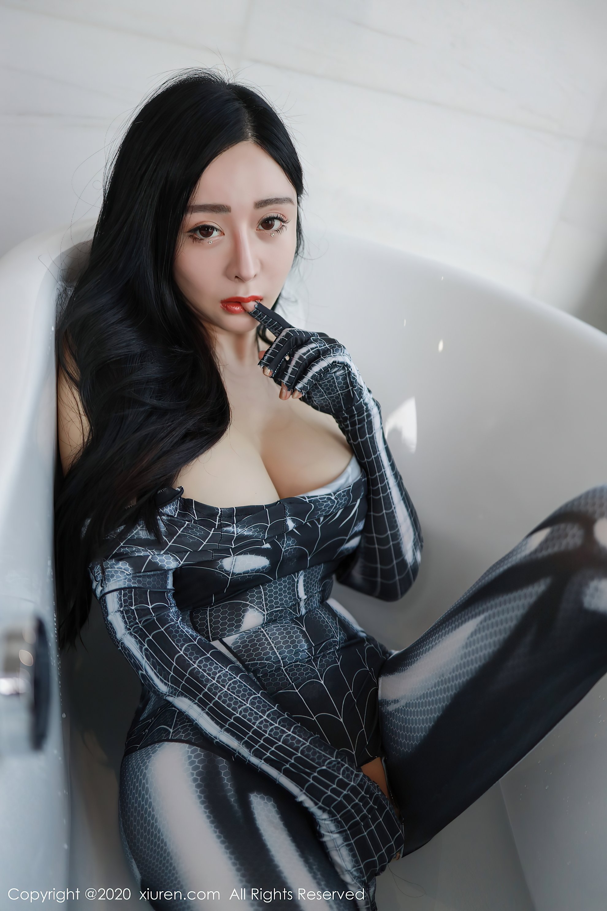 [Yun là] Người phụ nữ nhện