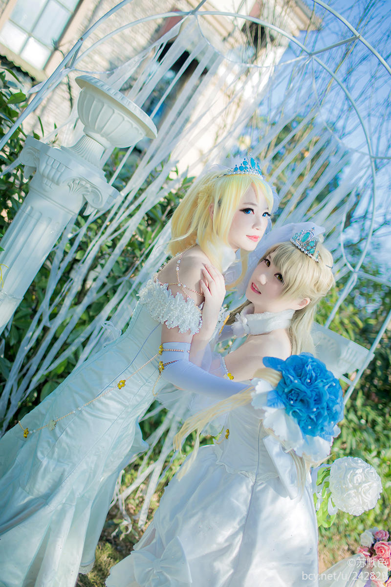 "Tình yêu trực tiếp!"