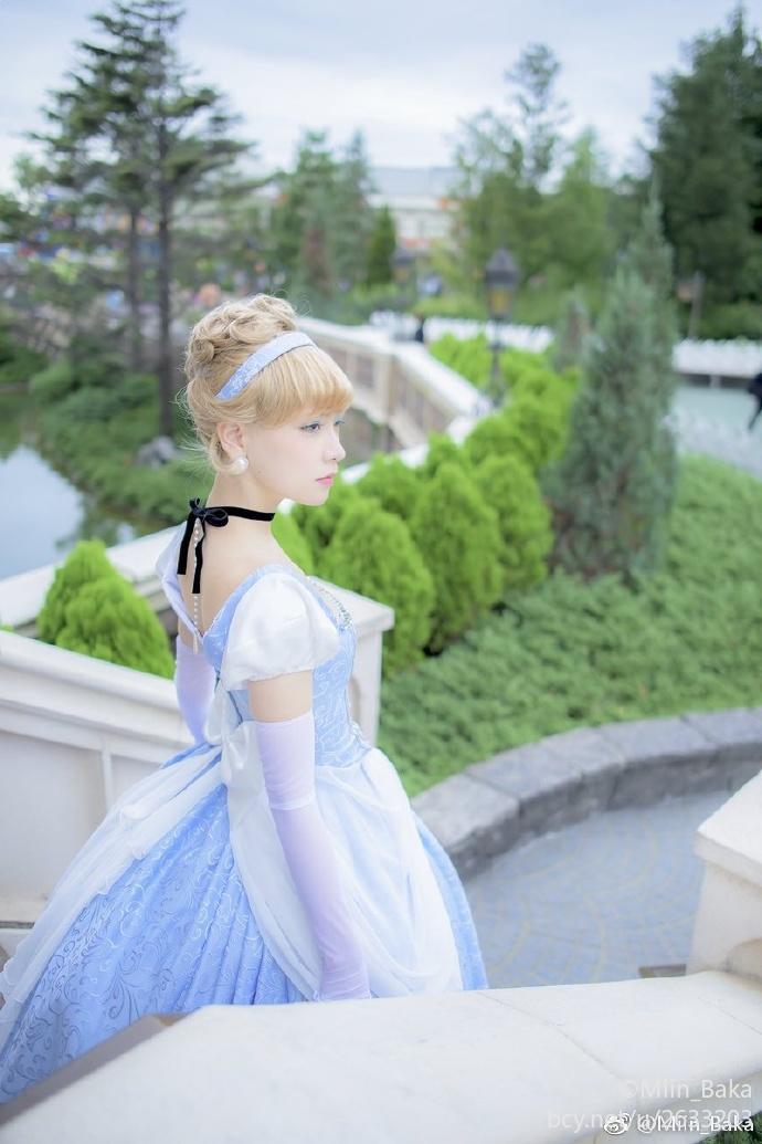 Cinderella cos