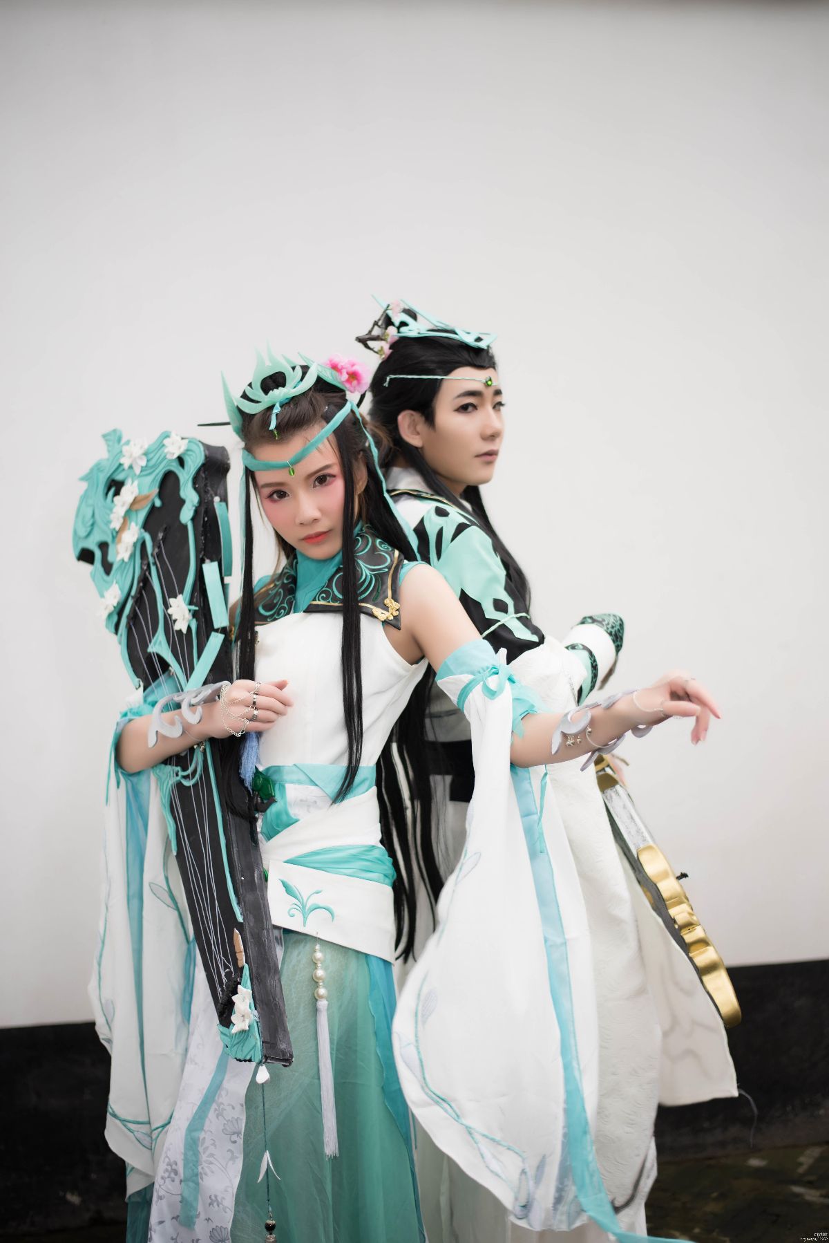 "Kiếm kiếm tình yêu phiên bản trực tuyến ba" Bài hát dài ba anh hùng c o s p l a y