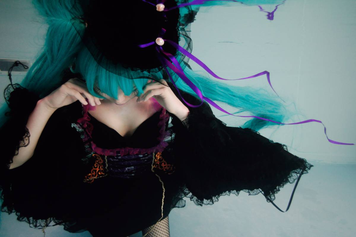 [Vương miện sữa] Underoid