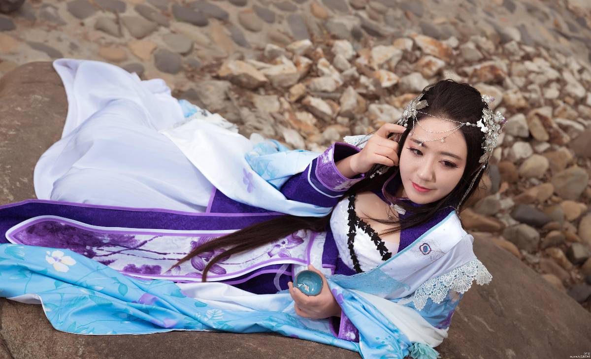 "Truyền thuyết về hoa thần" bai zhi x su yu yu c o s p l a y