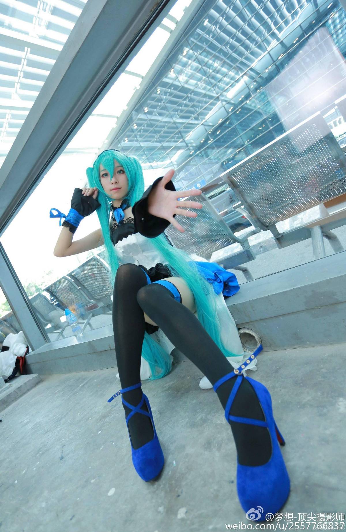 "Truyền thuyết về bảy con rồng" Hatsune Miku's Seventh God God C o s p l a y