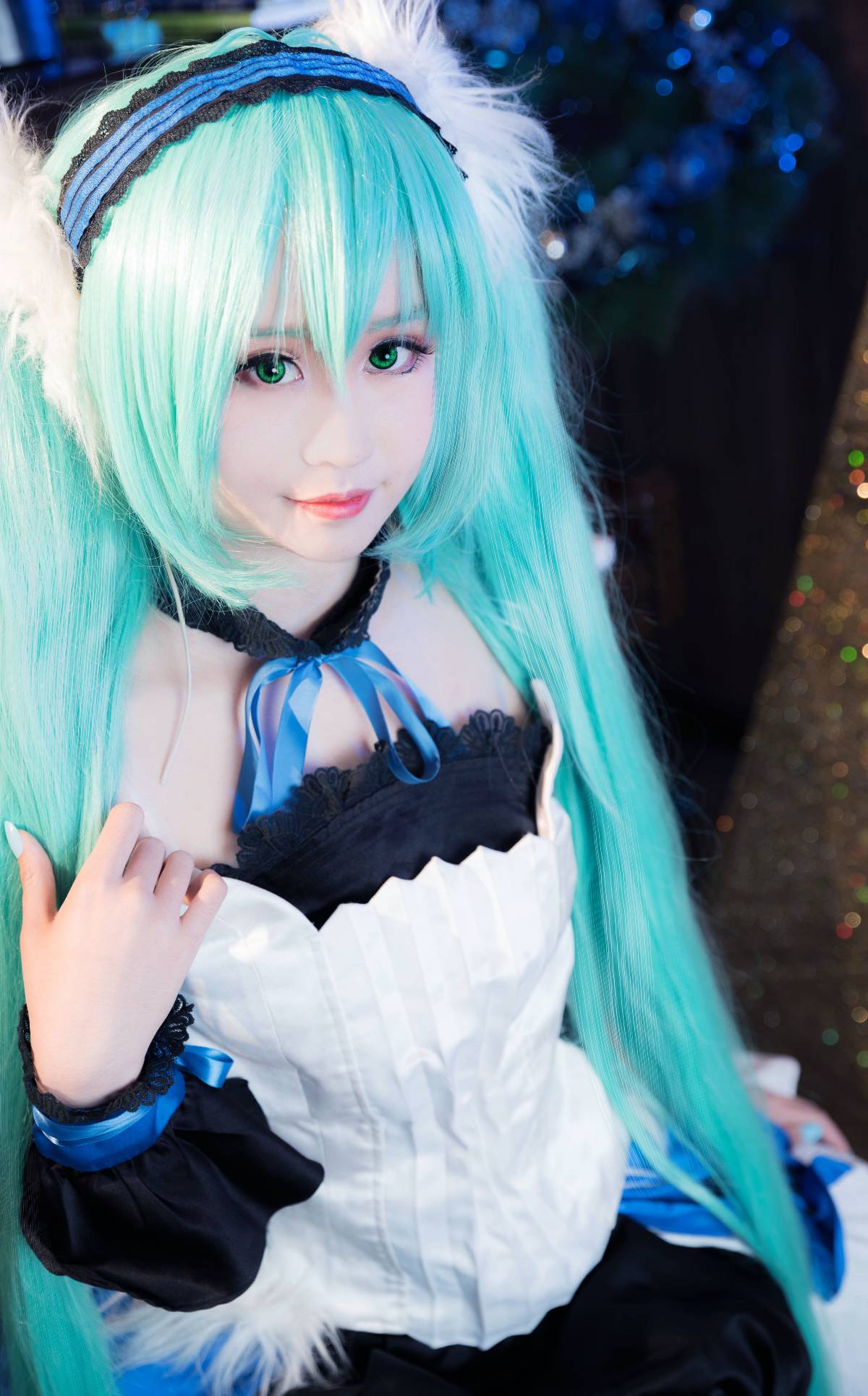 "Truyền thuyết về bảy con rồng" Hatsune Miku's Seventh God God C o s p l a y