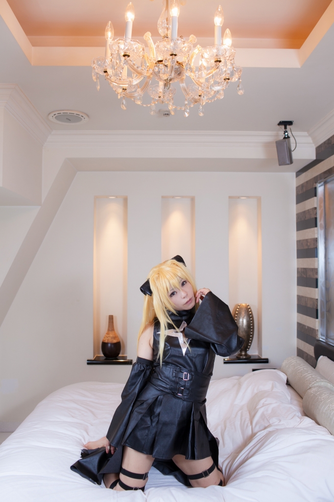 [Cô gái nhỏ trên mạng]