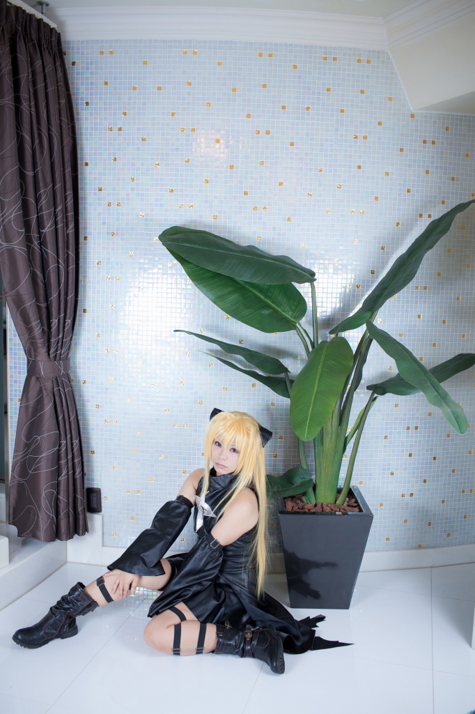 [Cô gái nhỏ trên mạng]