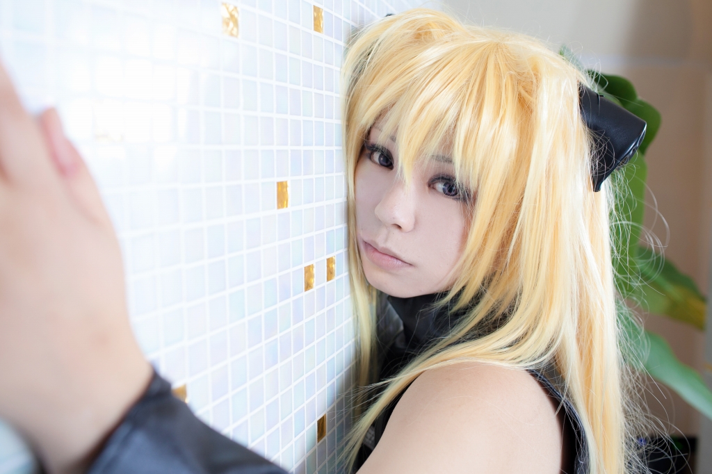 [Cô gái nhỏ trên mạng]