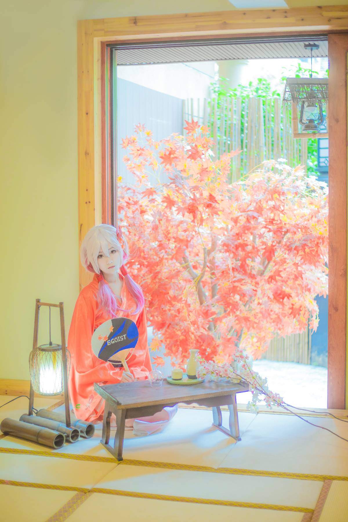 "Crown of Sin" Yuqi và Feng Yukata c o s p l a y