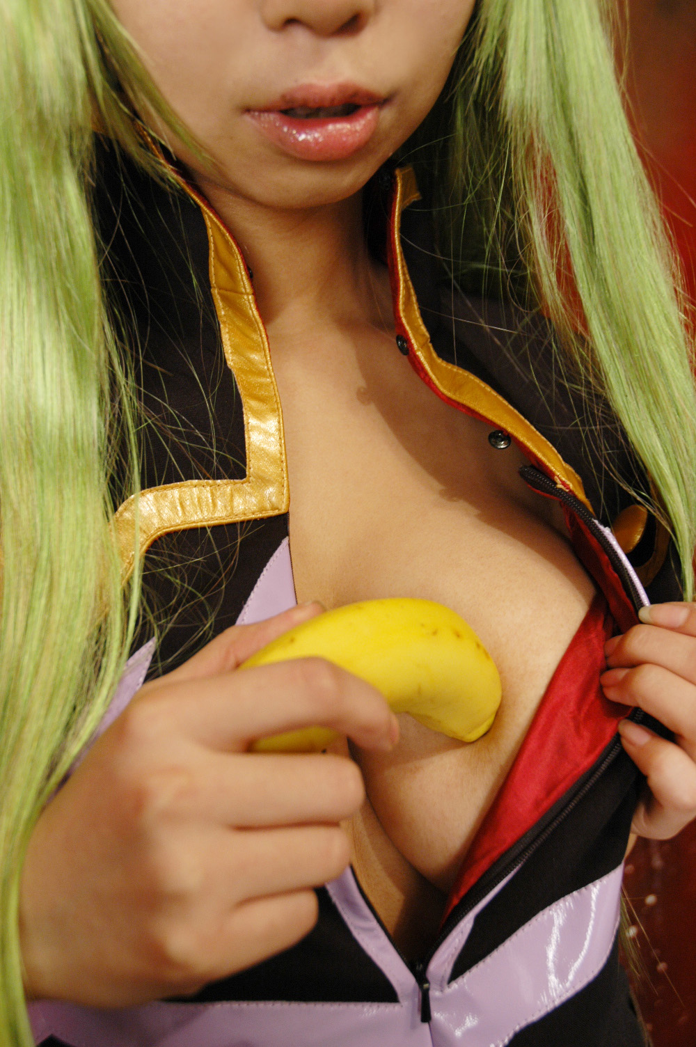 [ISM] Chơi với C.C.