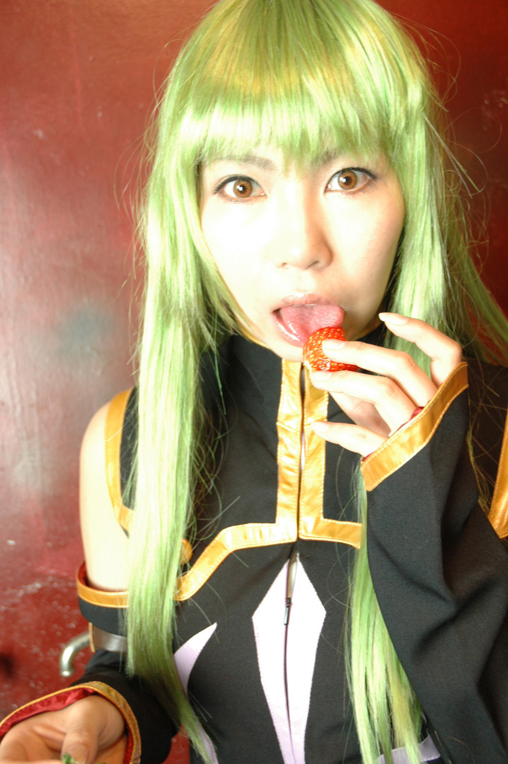 [ISM] Chơi với C.C.