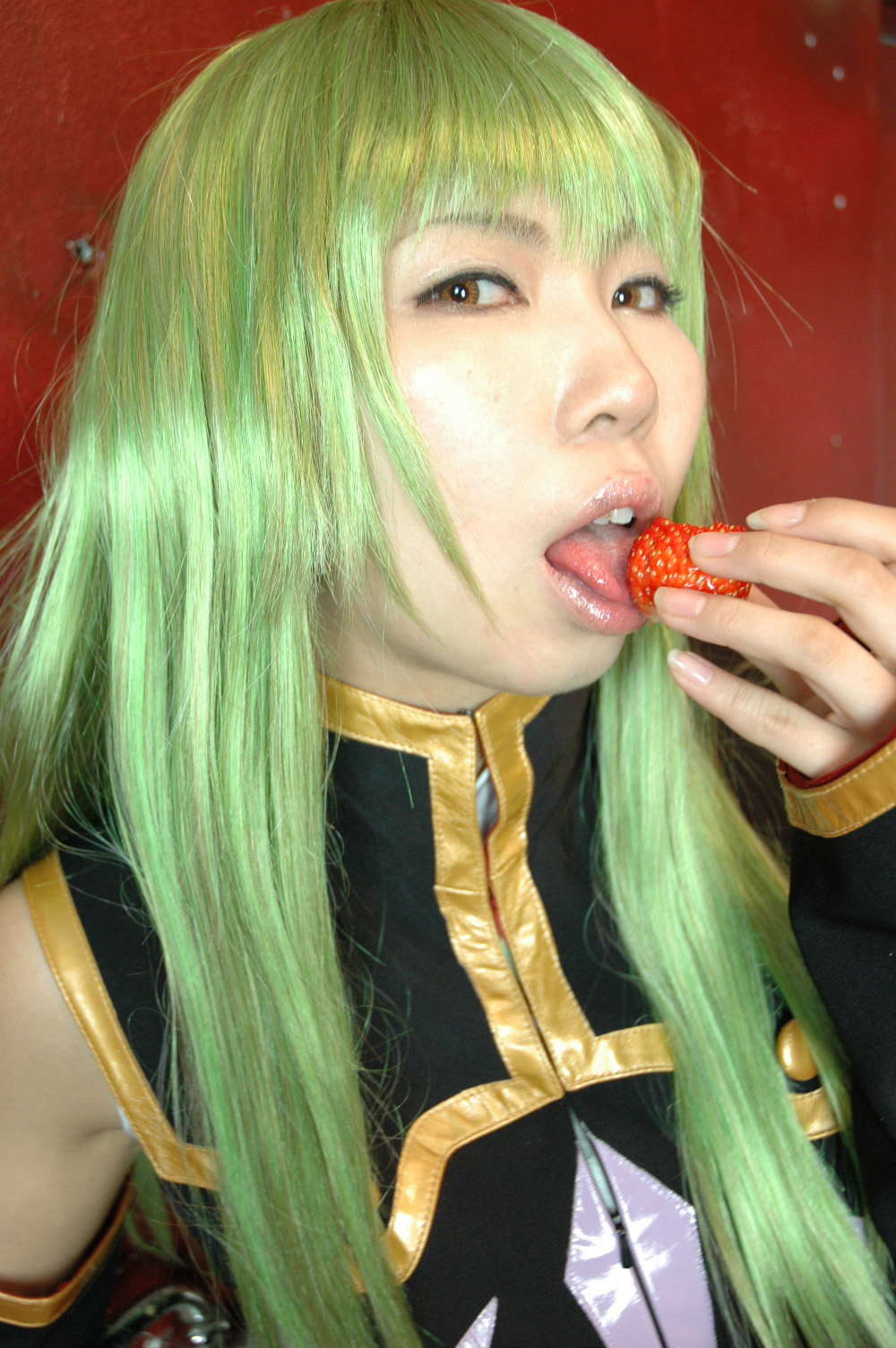 [ISM] Chơi với C.C.