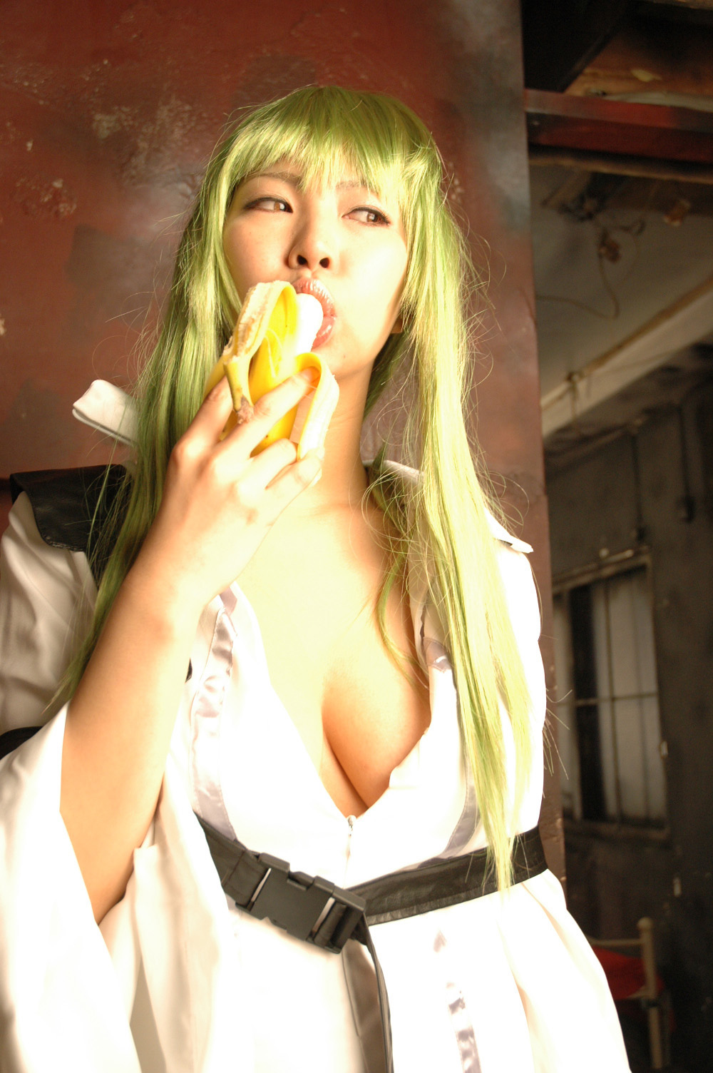 [ISM] Chơi với C.C.