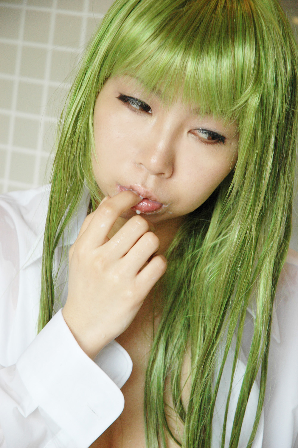 [ISM] Chơi với C.C.