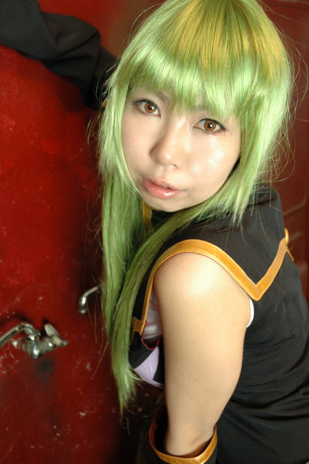 [ISM] Chơi với C.C.