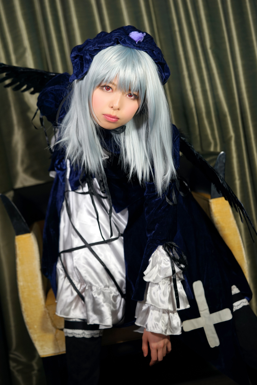 [Fancy-Zeze] Yuna, giống như một nàng tiên ở Đông Âu, nói về cách cô ấy mặc đồ gothic gothic.