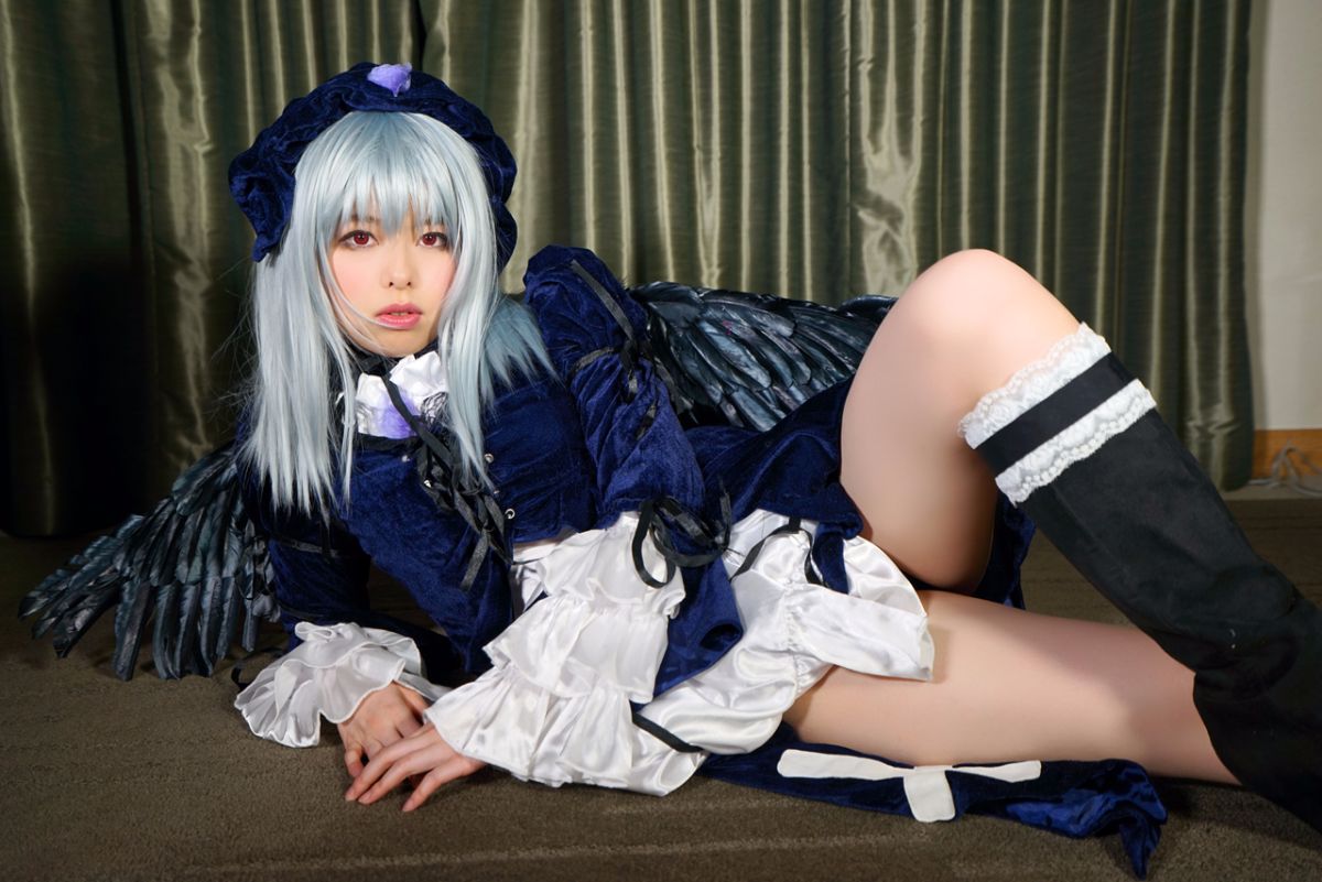 [Fancy-Zeze] Yuna, giống như một nàng tiên ở Đông Âu, nói về cách cô ấy mặc đồ gothic gothic.