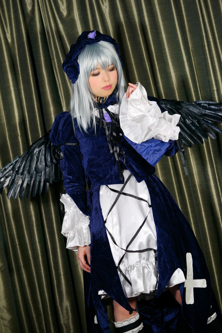 [Fancy-Zeze] Yuna, giống như một nàng tiên ở Đông Âu, nói về cách cô ấy mặc đồ gothic gothic.