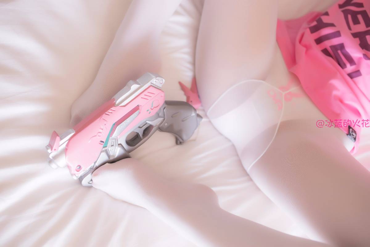 [Cô gái đại bàng] D.VA DLC