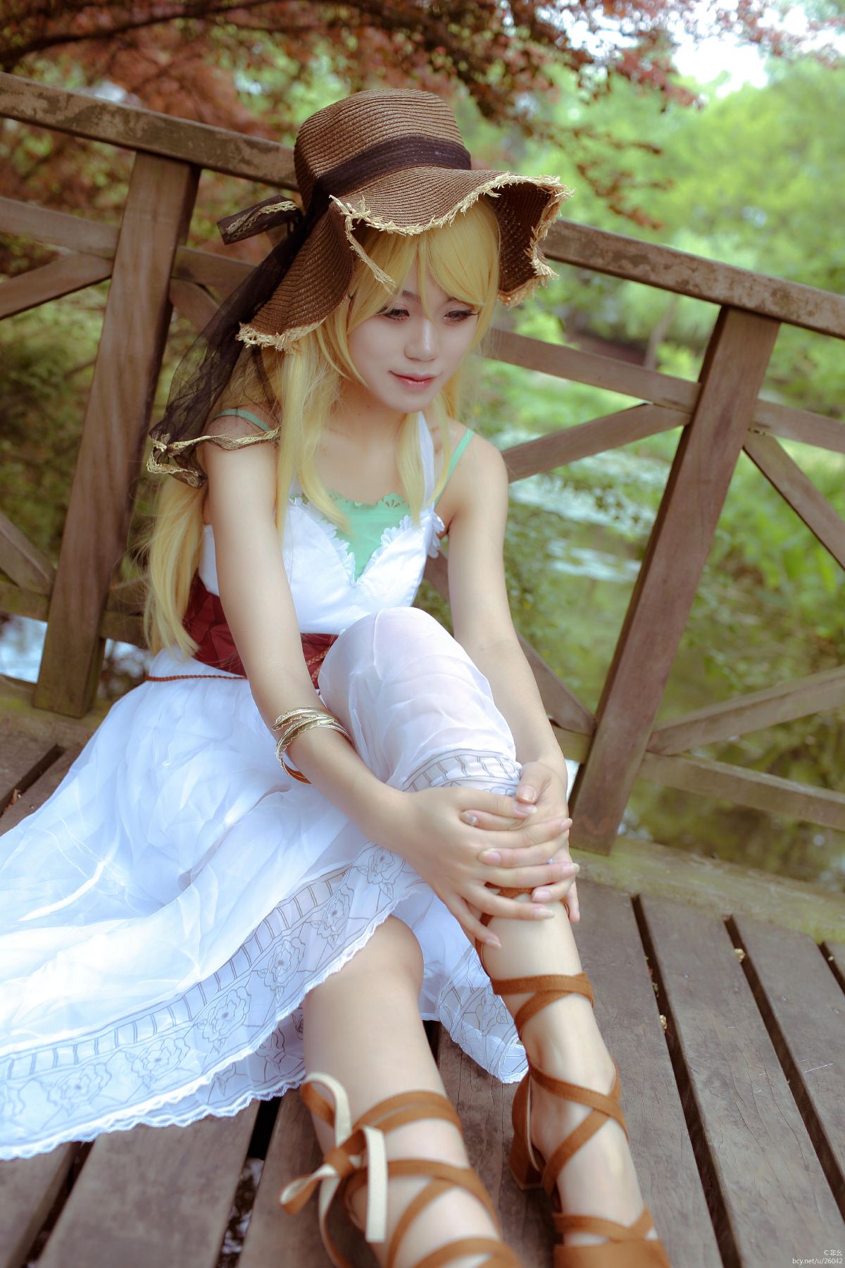 "Tình yêu sống" đi chơi trong một chiếc váy trắng ~ eri & hi c o s p l a y