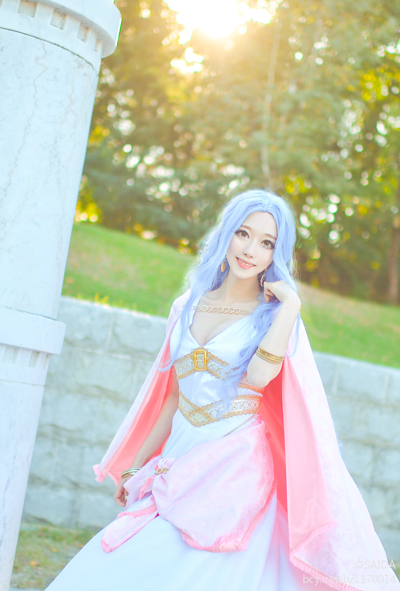 "One Piece" Princess Nafirutali vivi c o s p l a y