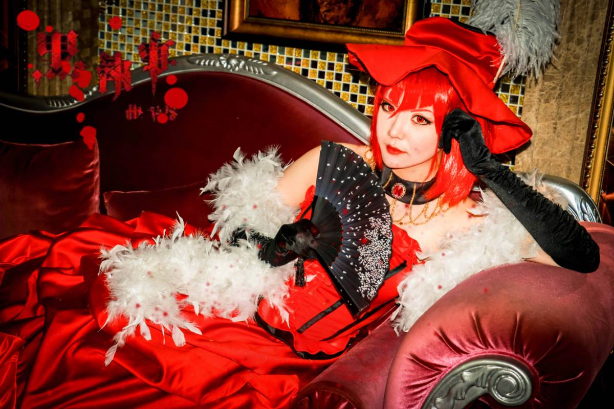 "Đen Deacon" Lady Red Angelina dám c o s p l a y