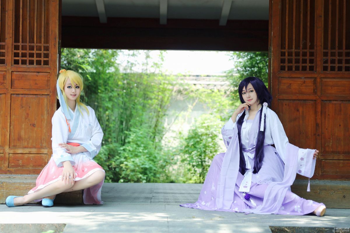 "Tình yêu sống" Những bông hoa mùa xuân vẫn còn