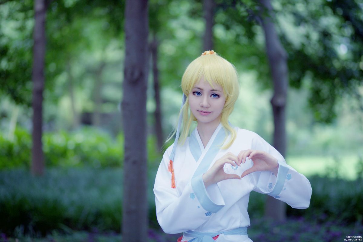 "Tình yêu sống" Những bông hoa mùa xuân vẫn còn