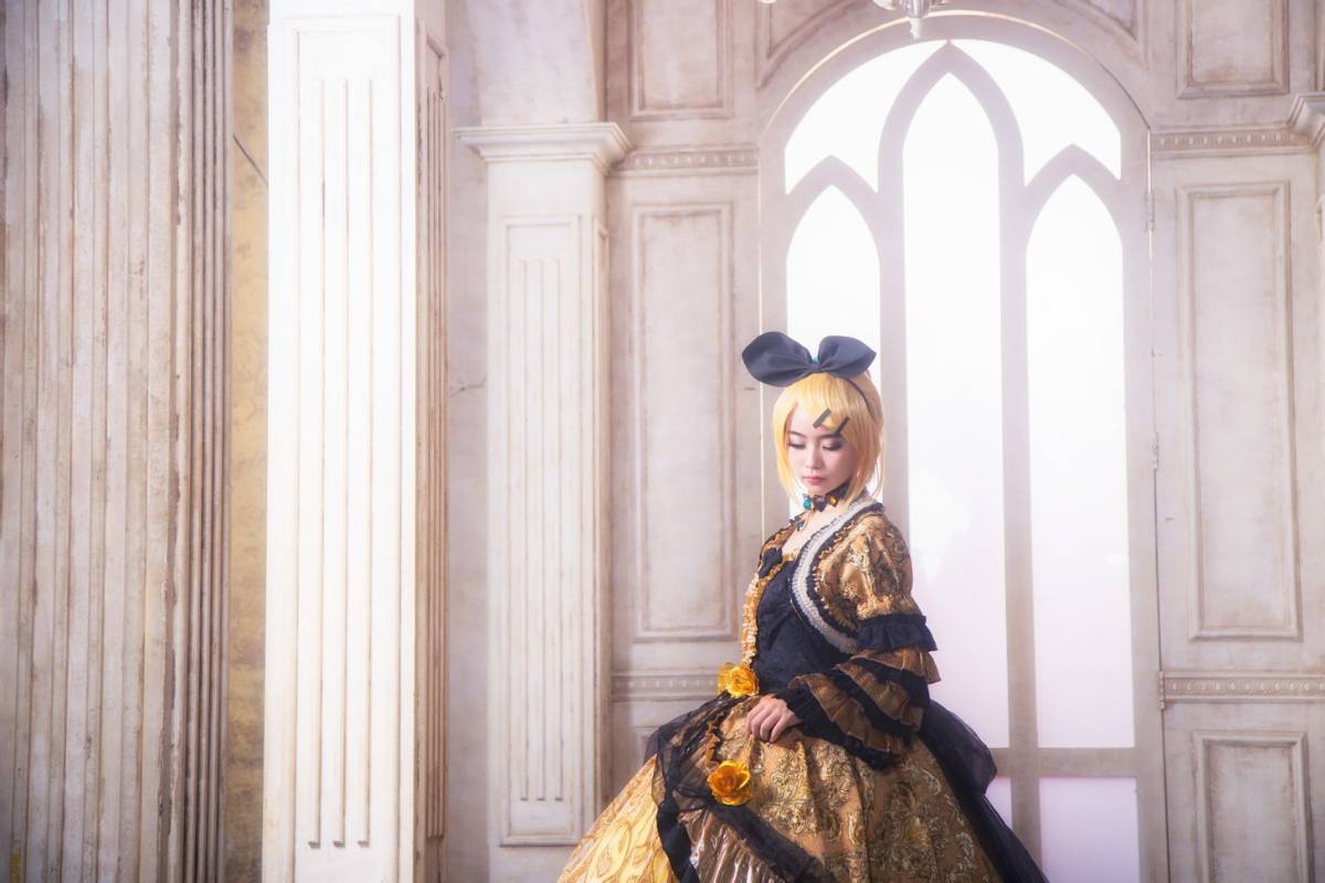 "Truyền thuyết về người vợ lẽ" c o s p l a y