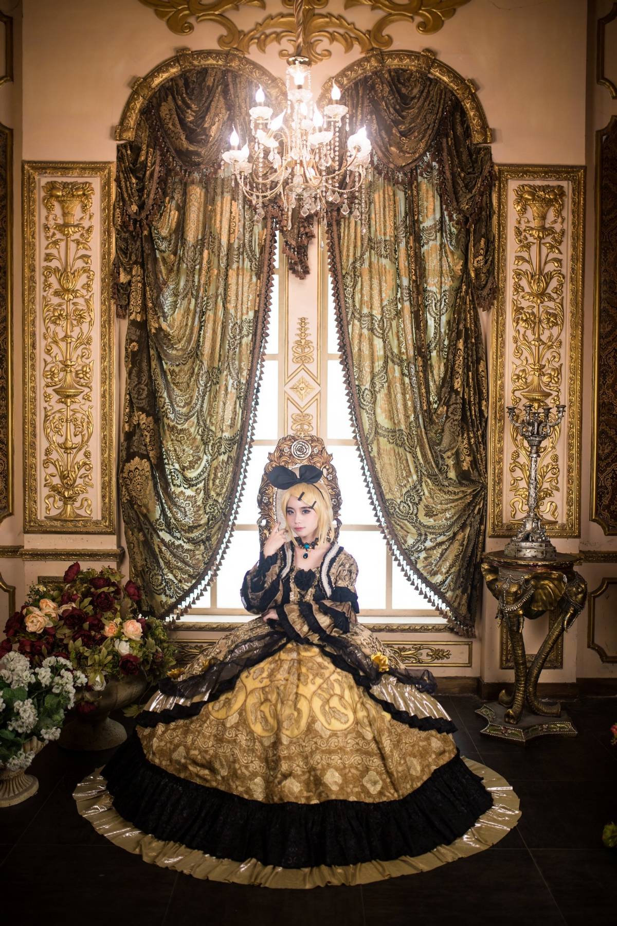 "Truyền thuyết về người vợ lẽ" c o s p l a y