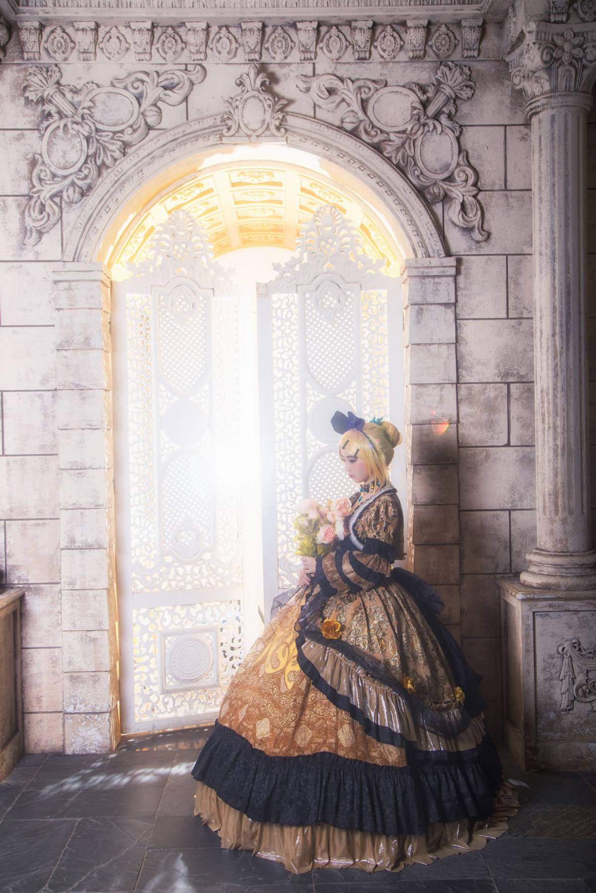 "Truyền thuyết về người vợ lẽ" c o s p l a y