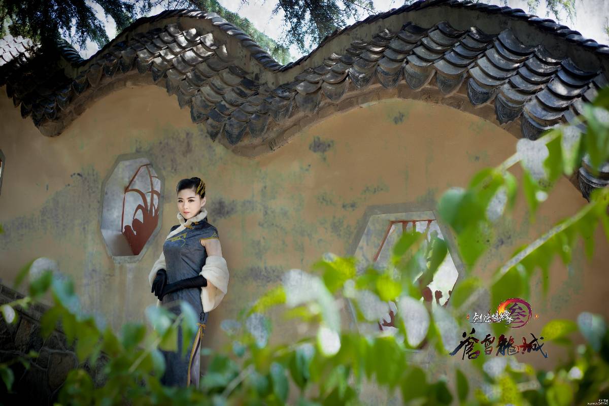 "Kiếm sĩ yêu ba" người hâm mộ Cheongsam: Cangyun Five Poisons