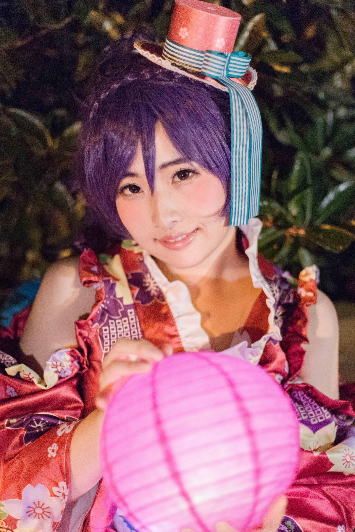 "Tình yêu sống" Những con chim chiếu sáng mùa hè và ký ức của bạn c o s p l a y