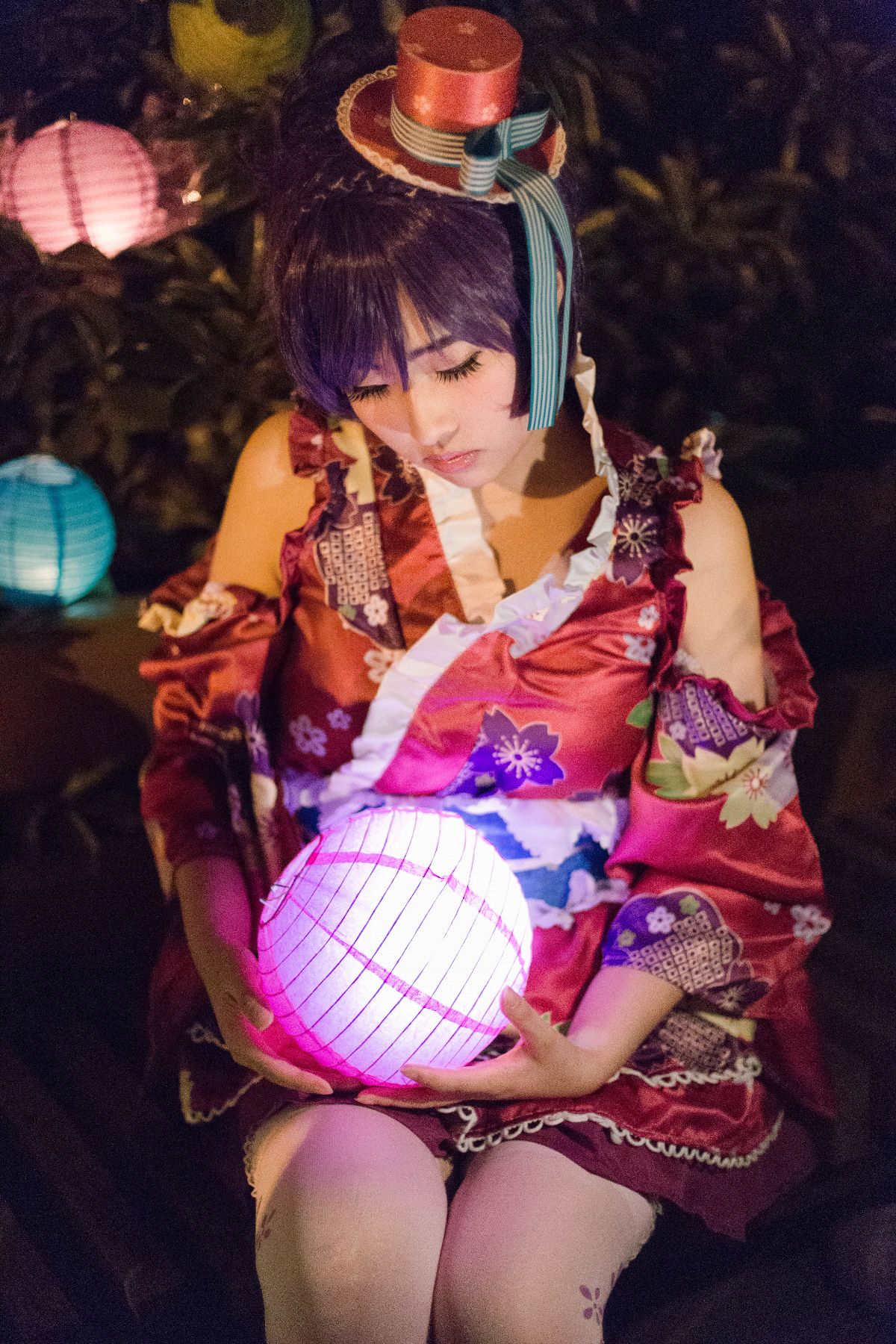 "Tình yêu sống" Những con chim chiếu sáng mùa hè và ký ức của bạn c o s p l a y