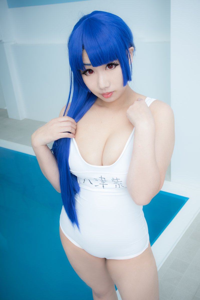 [Peony màu đen] so với Shinobu Murasaki