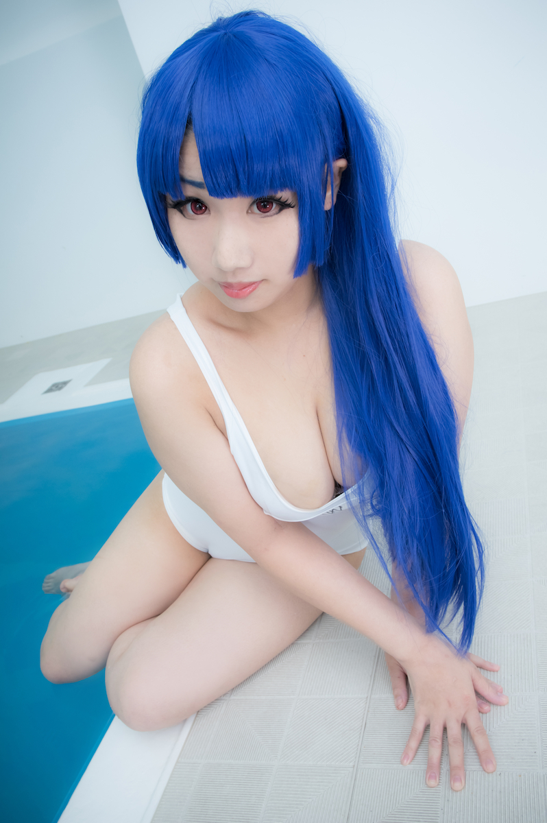 [Peony màu đen] so với Shinobu Murasaki