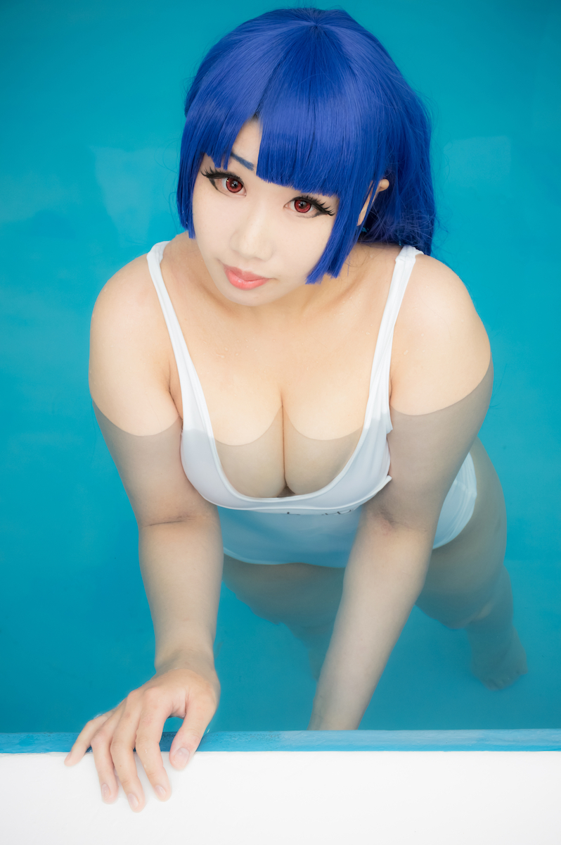 [Peony màu đen] so với Shinobu Murasaki