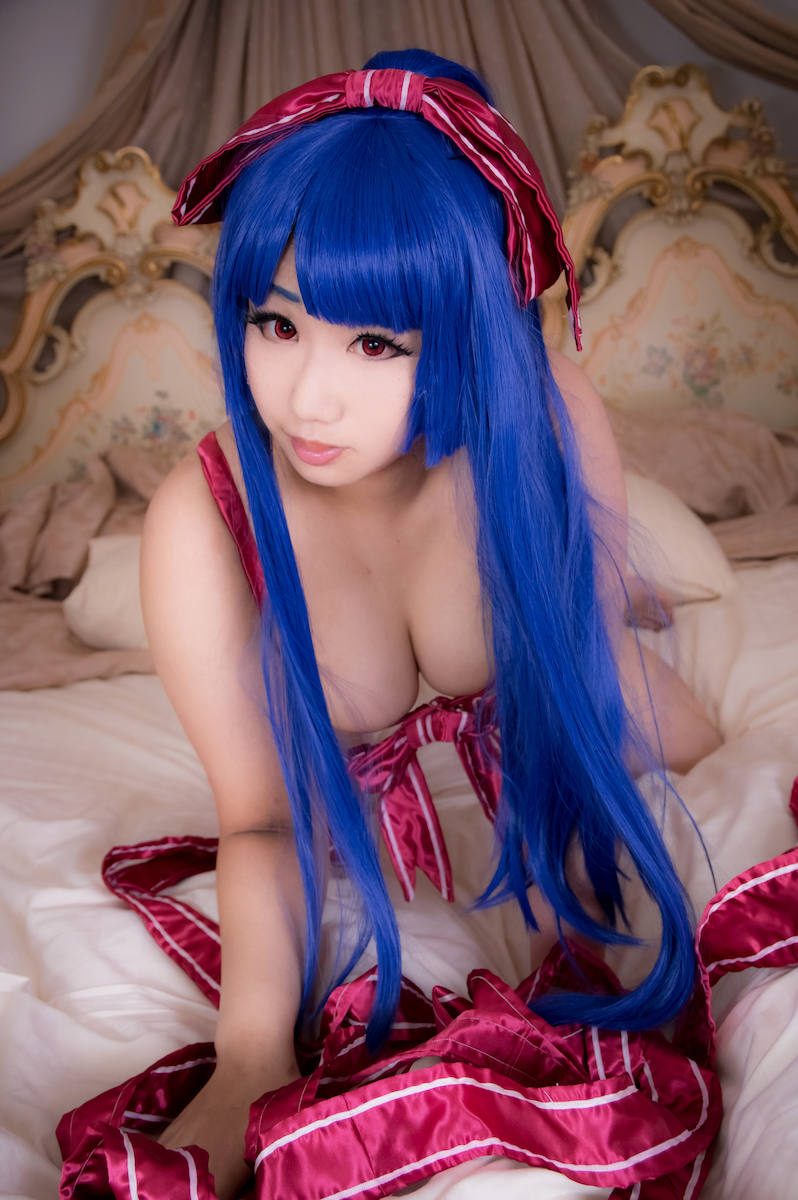 [Peony màu đen] so với Shinobu Murasaki