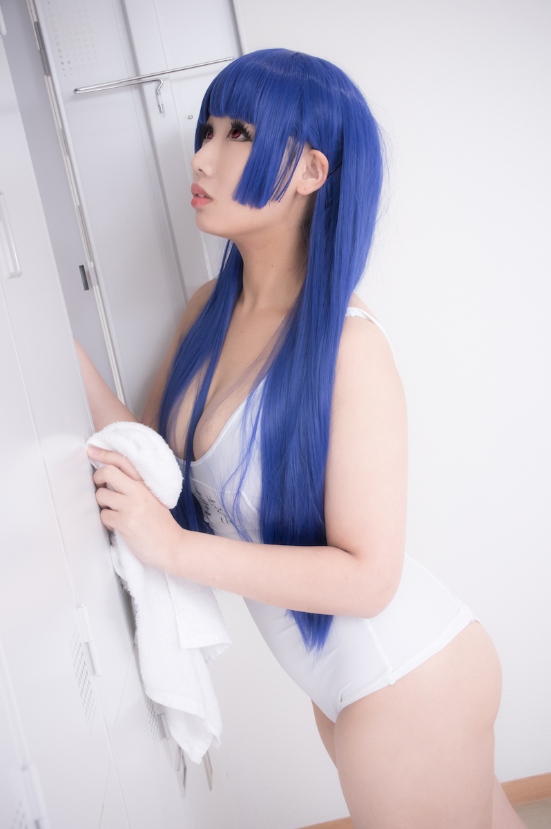 [Peony màu đen] so với Shinobu Murasaki