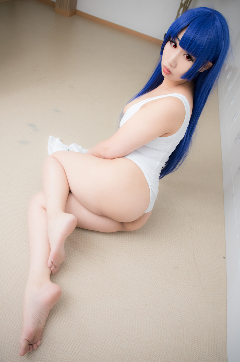 [Peony màu đen] so với Shinobu Murasaki