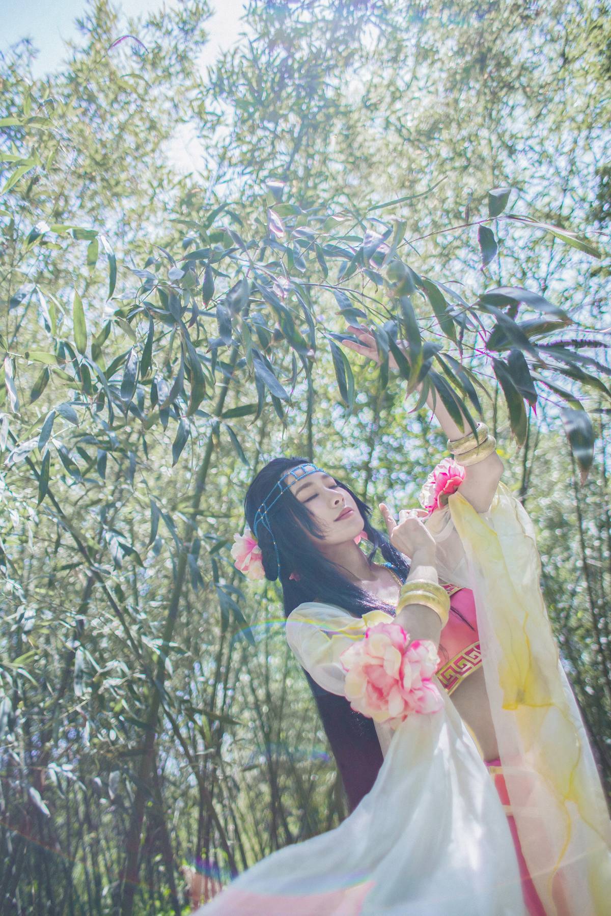 "Thanh kiếm cổ Qi tan" Xunfang c o s p l a y
