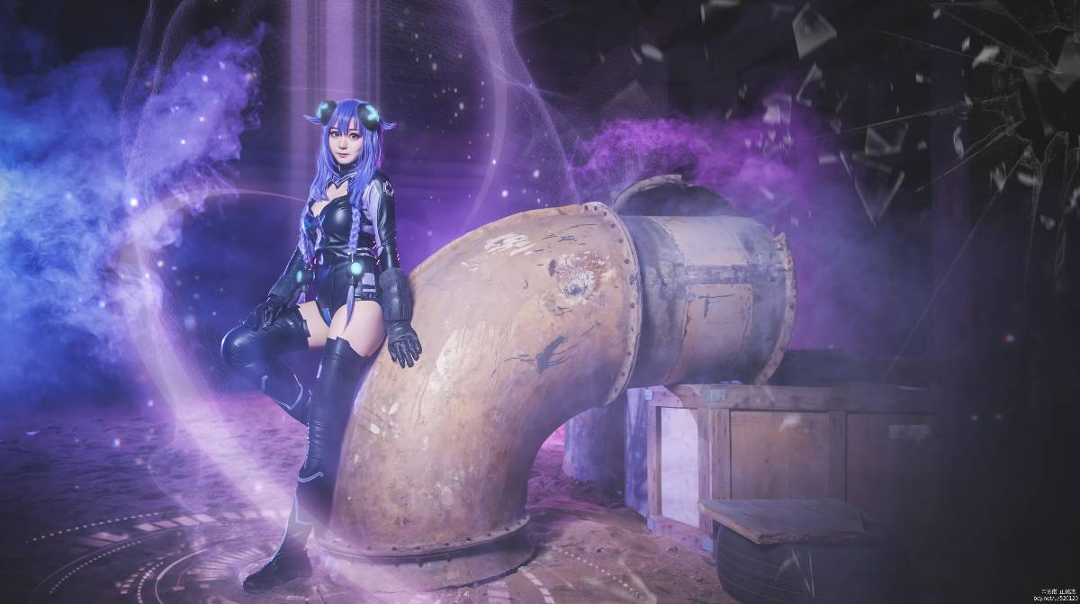 "Trò chơi siêu chiều: Neptune" Purple Heart Nepton C O S P L A Y